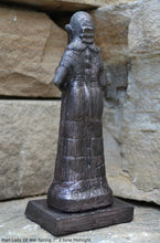 Load image into Gallery viewer, Assyrian Sumerian Goddess Inanna Ishtar Mari Lady Of Wel Spring Sculpture Statue 7" Tall www.Neo-Mfg.com Goddess with Vase La déesse au vase