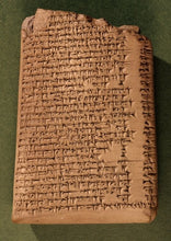 Load image into Gallery viewer, Sumerian Cuneiform tablet ENUMA ELISH Sippar Epic creation story sculptural www.Neo-Mfg.com 3.5" Museum reproduction C6
