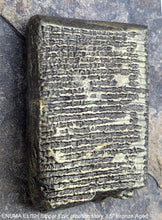 Load image into Gallery viewer, Sumerian Cuneiform tablet ENUMA ELISH Sippar Epic creation story sculptural www.Neo-Mfg.com 3.5" Museum reproduction C6