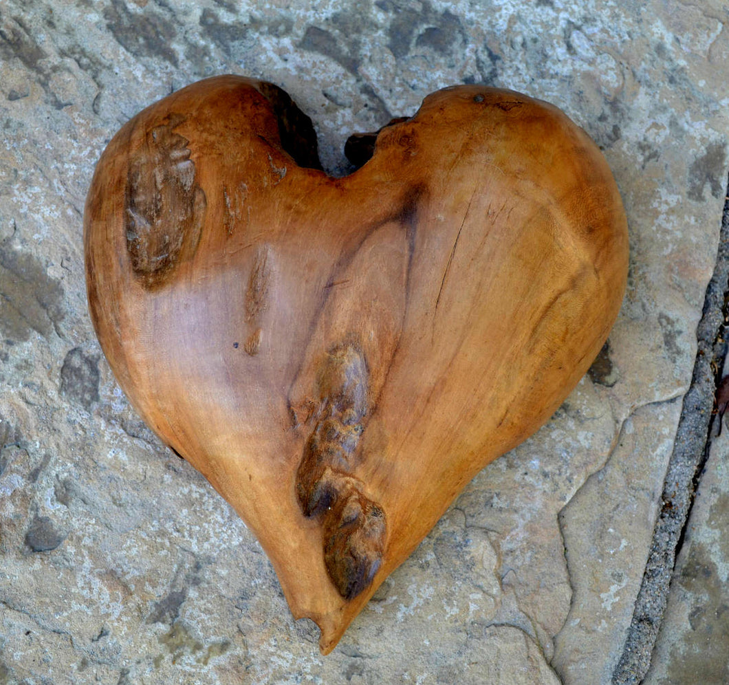 Solid Aged wood Heart wall home decor sculpture 10