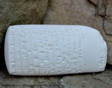 Load image into Gallery viewer, Sumerian Bitumen Tablet Cuneiform Sculptural www.Neo-Mfg.com museum reproduction 3 5/8"

