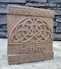 Load image into Gallery viewer, FAILTE Irish WELCOME Ireland Gaelic Celtic Stone Sign Plaque www.Neo-M.com 9.5"
