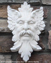 Load image into Gallery viewer, Green Man Michelangelo Florentine Man Grünmann Wandskulptur Mittel wall Sculpture Mask Wall Plaque Vintage sculpture 12" www.Neo-Mfg.com
