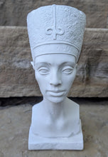 Load image into Gallery viewer, Egyptian Nefertiti Sculptural bust statue relief www.Neo-Mfg.com
