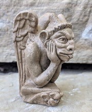 Load image into Gallery viewer, Griffin Gargoyle Notre sculpture statue www.NEO-MFG.com
