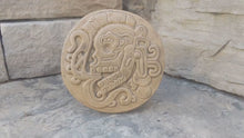 Load and play video in Gallery viewer, History Aztec Maya Mesoamerica Chichen Itza Skull plaque wall Sculpture Statue www.Neo-Mfg.com 6"
