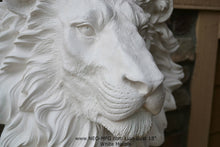 Load image into Gallery viewer, African lion wall Sculpture plaque 18&quot; www.Neo-Mfg.com Grand size
