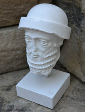 Load image into Gallery viewer, Assyrian Hammurabi Babylonian statue fragment replica Mesopotamian sculpture Artifact 7&quot; www.Neo-Mfg.com
